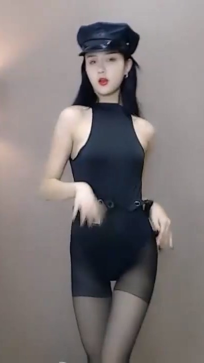 网易CC女神【Alice 朴惠恩】土豪定制露脸紫薇+热舞