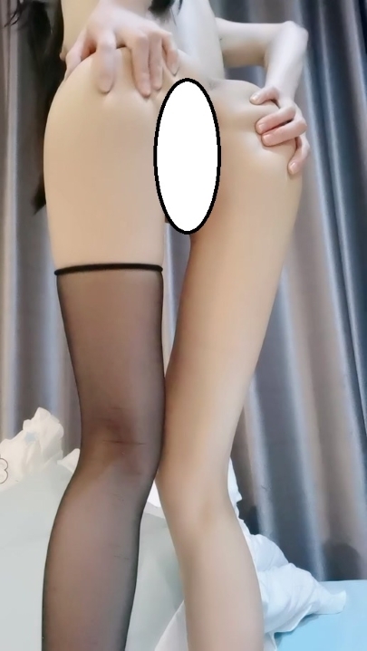 双马尾贫乳妹【18小萝莉】大尺度直播 1V 54分钟 621MB