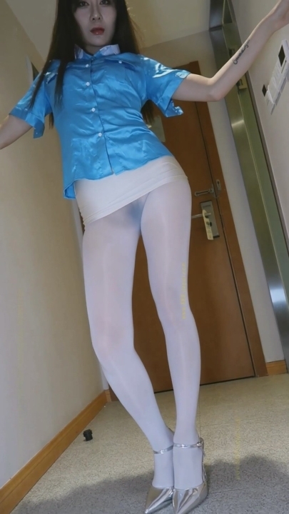 学院派国模私拍 1V 56分钟 2.4G