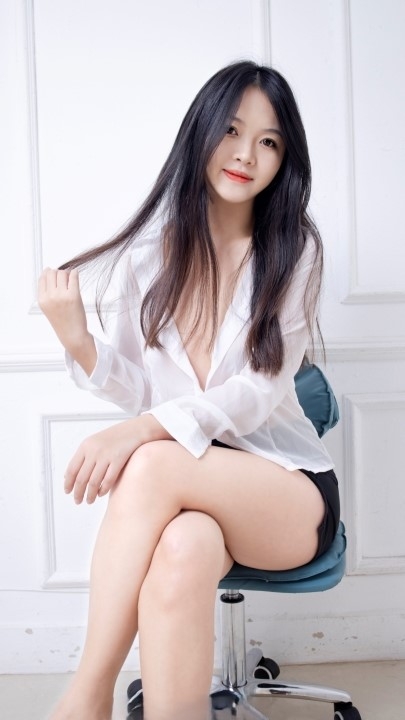 黄X【蜜儿-南栀】白浆版 1V 6分24秒 939M