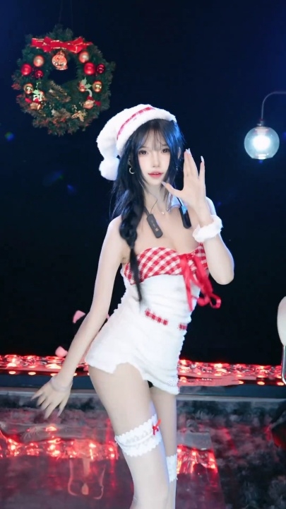 【抖音 AA】极品长腿萌妹 超短裙极限露内骚舞 很顶很诱惑 29v1小时30分 w0318