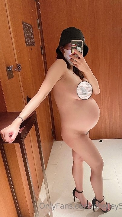 推特40万粉孕妇【shelley55611473】产前产后大尺度无水印 272P 37V 28分钟 1.51G