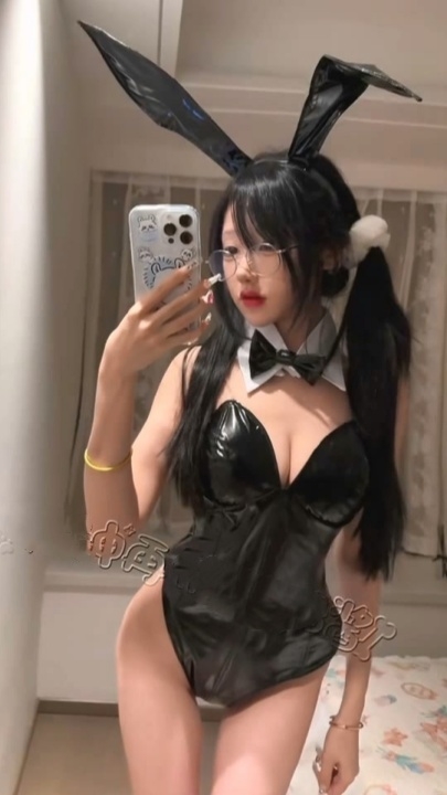 ❤️抖音【神再佑我璐酱】可爱萝莉学生妹大尺度福利 56v14分 w0469