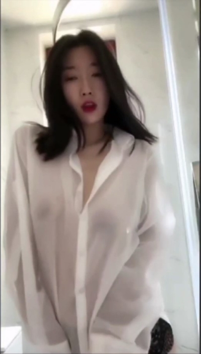 抖音网红泄密大尺度五合一 1.8G （4.18）