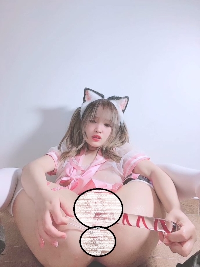 18093642692