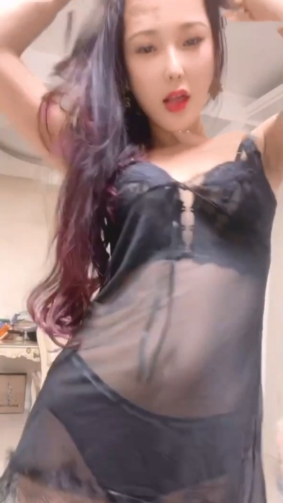 【抖音福利】高挑苗条御姐【lighter】会议室1V1骚舞诱惑 7V20分 w0602