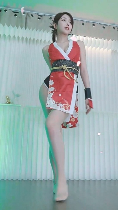 【韩国soop】林祖儿 顶级颜值 大尺度贴脸摇臀 姿势真熟练 9v42分 x250