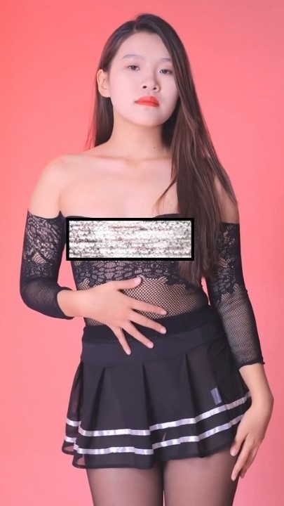 黄X【玲玉】室内外大尺度写真 2V 20分钟 2.14G