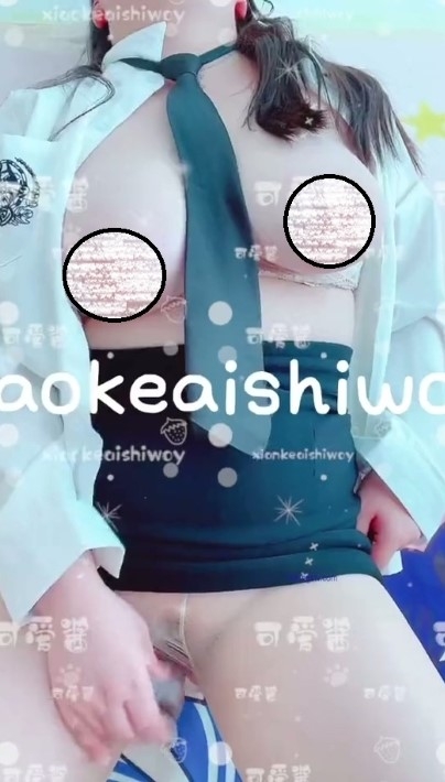 推特美少女【可爱酱-琪】捏奶乳摇紫薇展示 30V 13分钟 1.54G