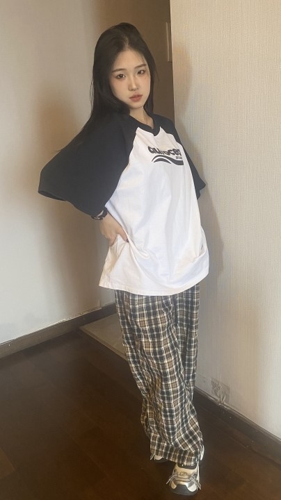 高颜纹身妹子展示内在美 882P 1.22G