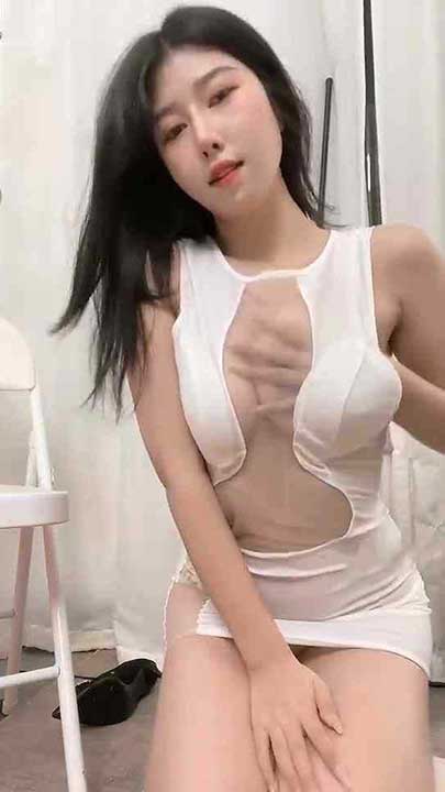 花椒 玫瑰 付费群定制骚舞大尺度4V