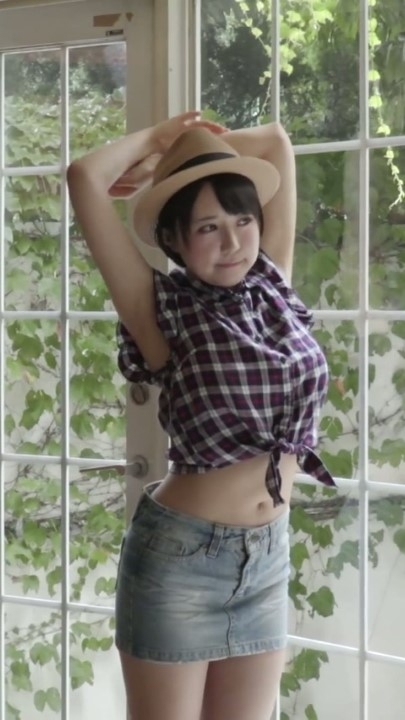 写真二合一【沖山なぎさ+七沢みあ】2V 2小时16分钟 5.22G