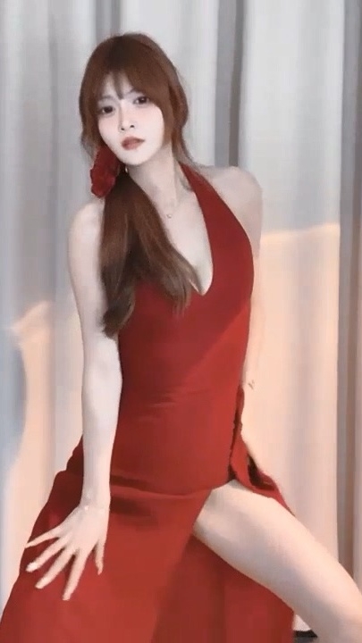 ⭐ 极品高颜值嫩妹【Annnnqi-77】诱惑裸舞 精华剪辑 17V1小时25分 x305