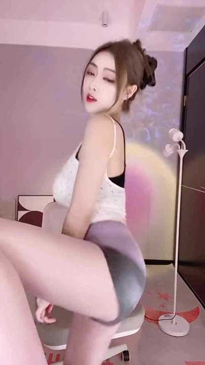 快手 饭饭 百万粉丝主播7月全新内衣骚舞福利55V【3.09G】