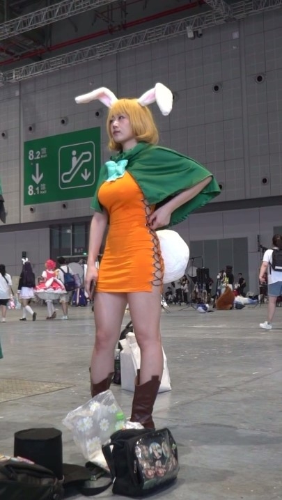 猎奇贴 抄底走光 盲盒 35V 21分钟 1.58G