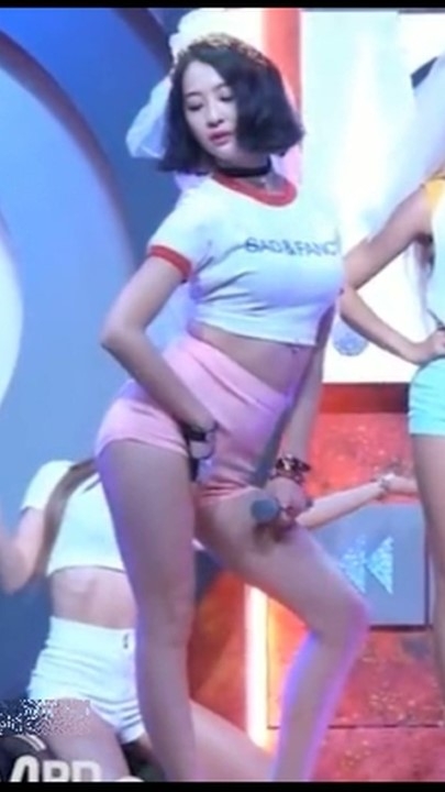 多年前的果舞剪辑视频 16分钟 597M