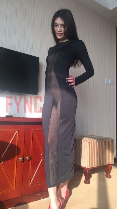 维拉【小兮】在凤鸟的超尺写真 132P 1V 3分40秒 292M