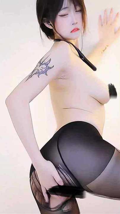 网易CC 樱奈 丝袜全裸福利1V【5分200M】