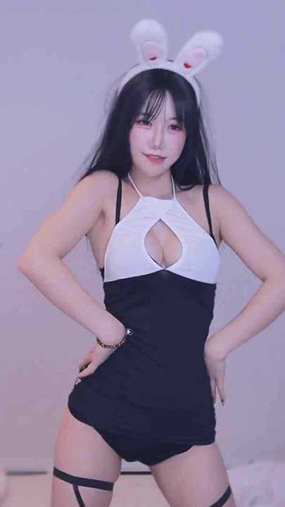 韩国BJ hachu87 高颜值主播极品身材性感骚舞40V【4.62G】