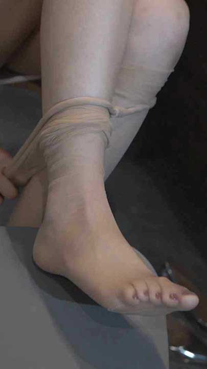 ISS尤好物 美晗 丝足美腿脱丝诱惑8V【2.01G】