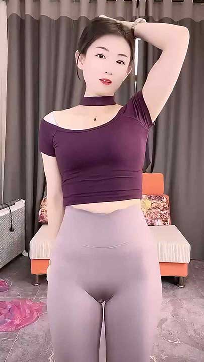 快手 笑笑很甜 丝袜御姐福利热舞5V【1.01G】