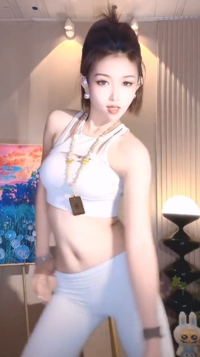 【快手】欣然 顶级身材 表情舞 舌舞 各种姿势后摇 36V2小时48分x488