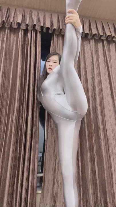 快手 CT少女 付费定制抖臀骚舞4V【424M】