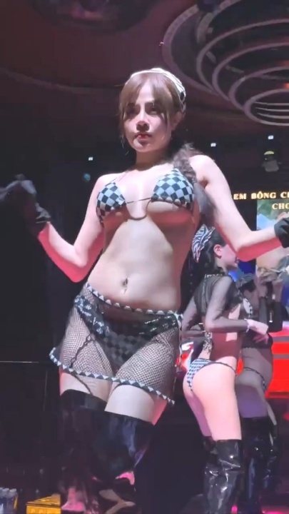 夜店酒吧骚妹DJ、MC、气氛组 夜场骚女实录摇摆至上二弹 61V1小时43分 x529