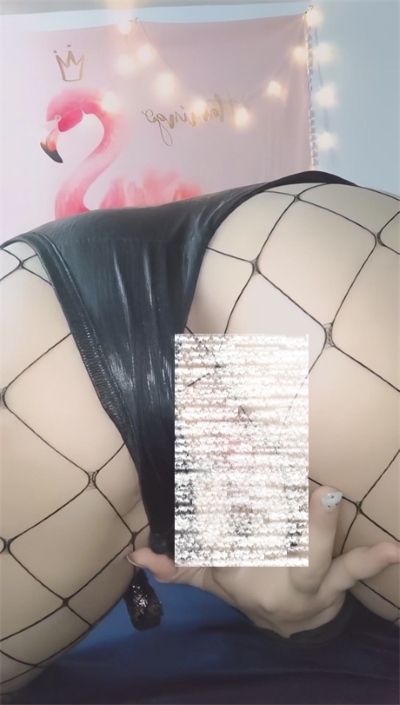 02015852746