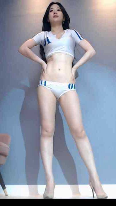 直播 BJ兰 极品颜值身材火辣热舞50V【3.58G】