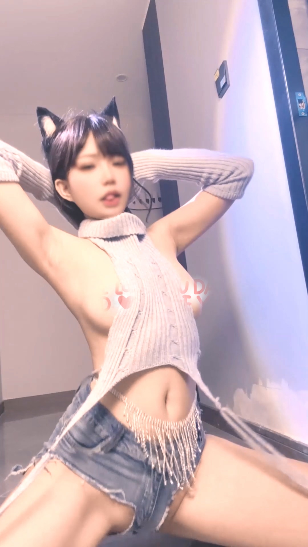 17064500925