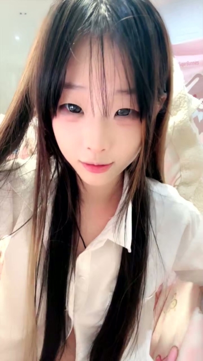 22083838743