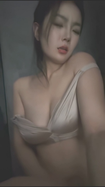 抖音骚女 璐璐本璐 是小葵呀 两位主播大尺福利自摸X穴 7V23分 w1391