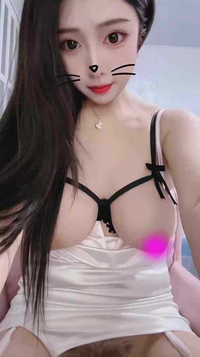 抖音 呆妹儿 巨乳肥臀定制福利骚舞3V【0.3G】