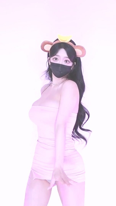 ❤️韩国颜值巨乳BJ【元荷娜o111na】诱惑甩奶大摆锤 5V1小时w1576