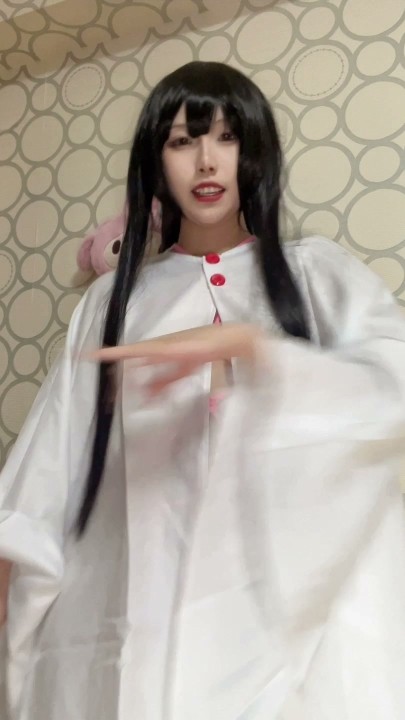 网红脸福利姬【以理服人藜藜子】露脸高价，捆绑定制，骚舞 跳蛋露出 6V 5分钟 519M