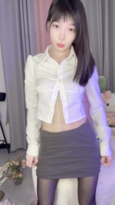 虎牙重磅【书香繁星】+抖音【别饭我】10V 40分钟 942M