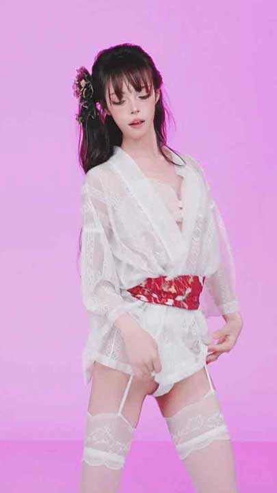 其他 xg 002 真正跳舞的有舞蹈功底的骚舞17V【2.6G】